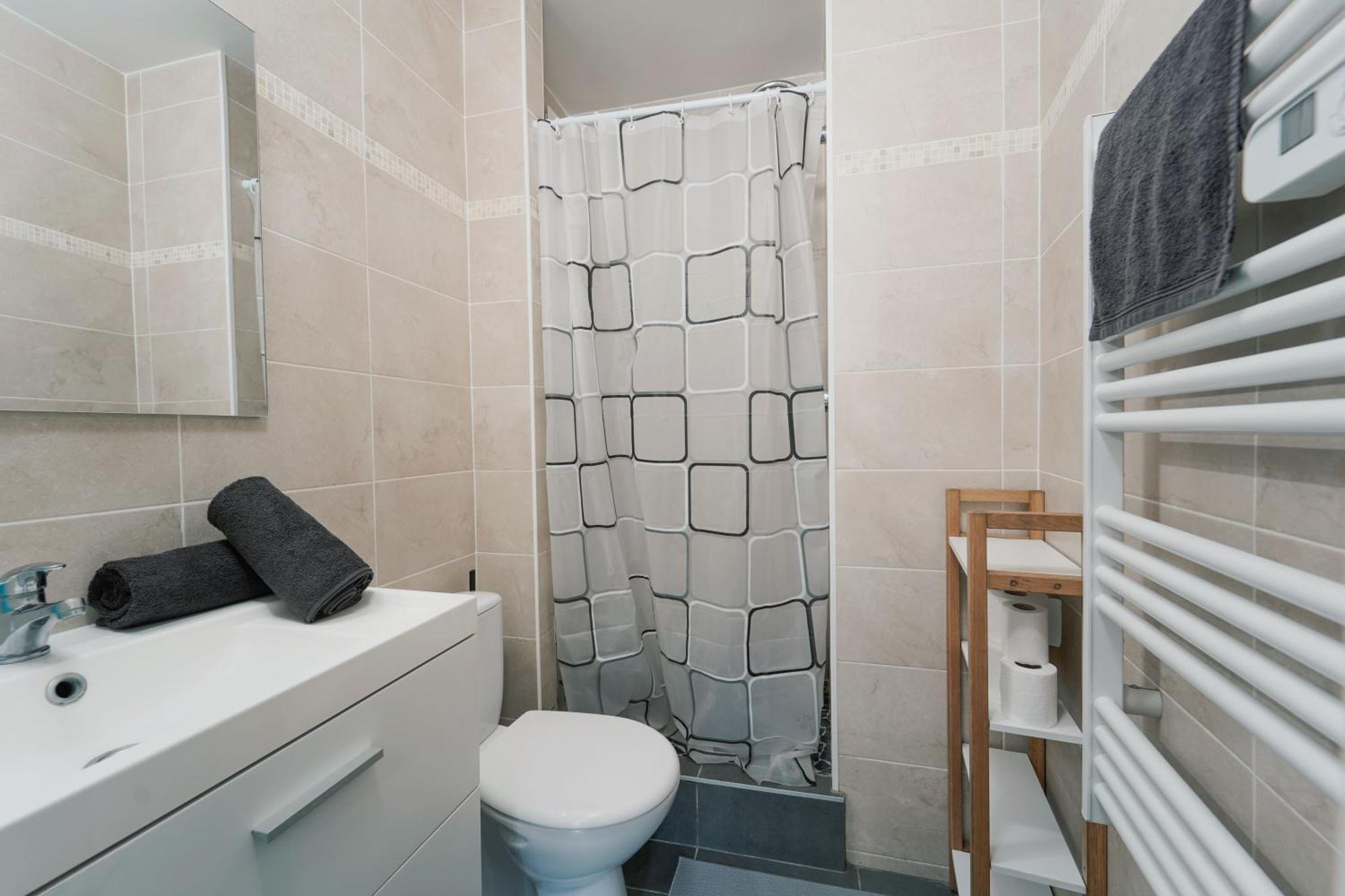 Confort & Style Pres De Cdg Vaudherland Exteriér fotografie